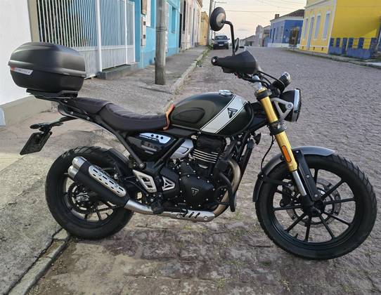 TRIUMPH SCRAMBLER 400 X 